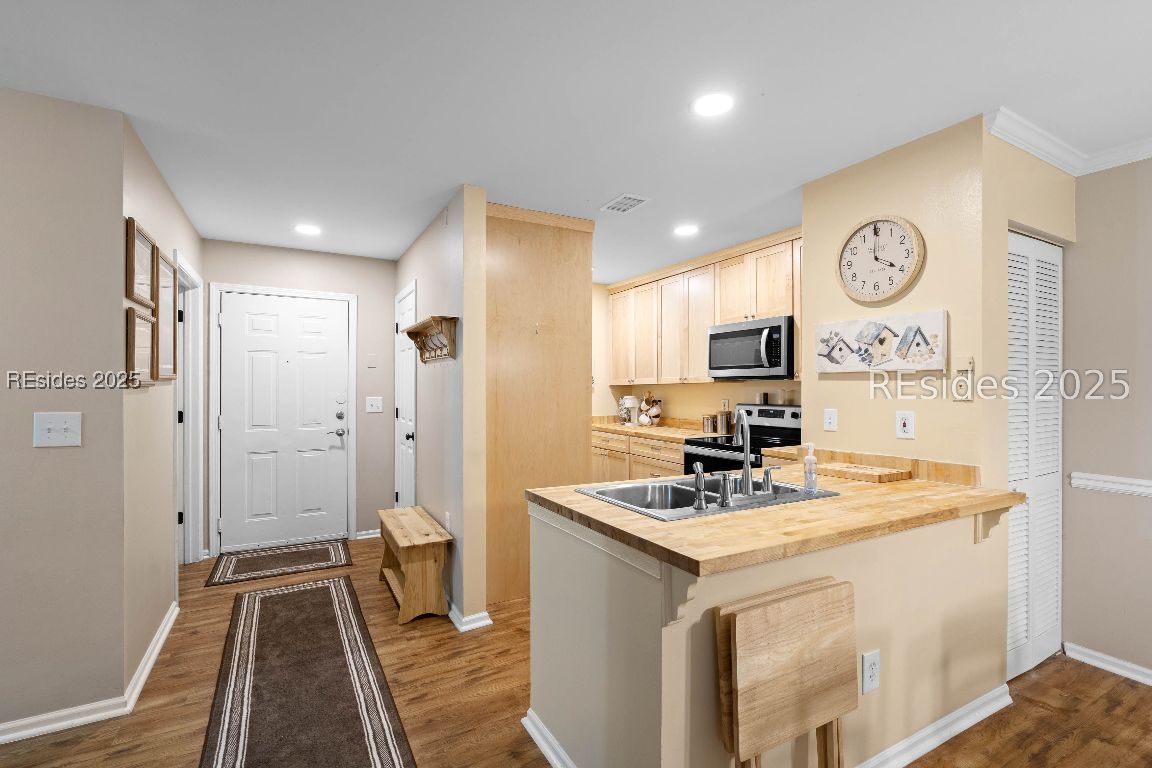 50 Pebble Beach Cove Unit: L113