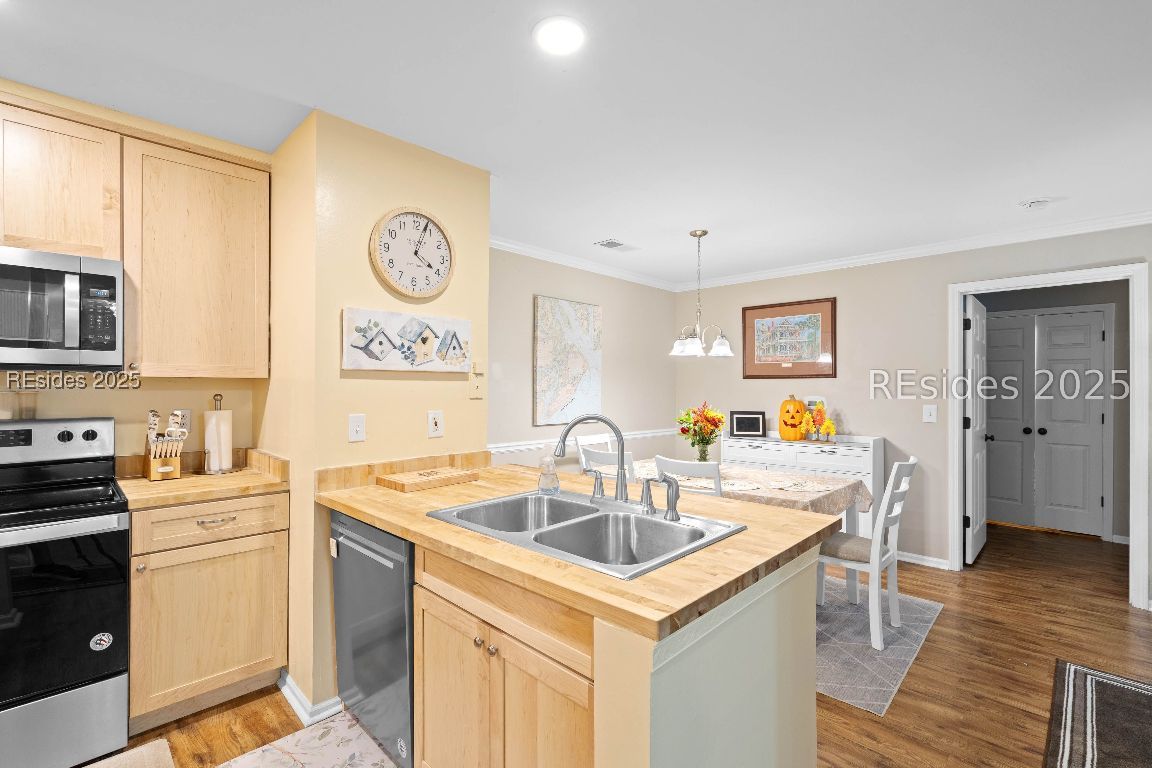 50 Pebble Beach Cove Unit: L113