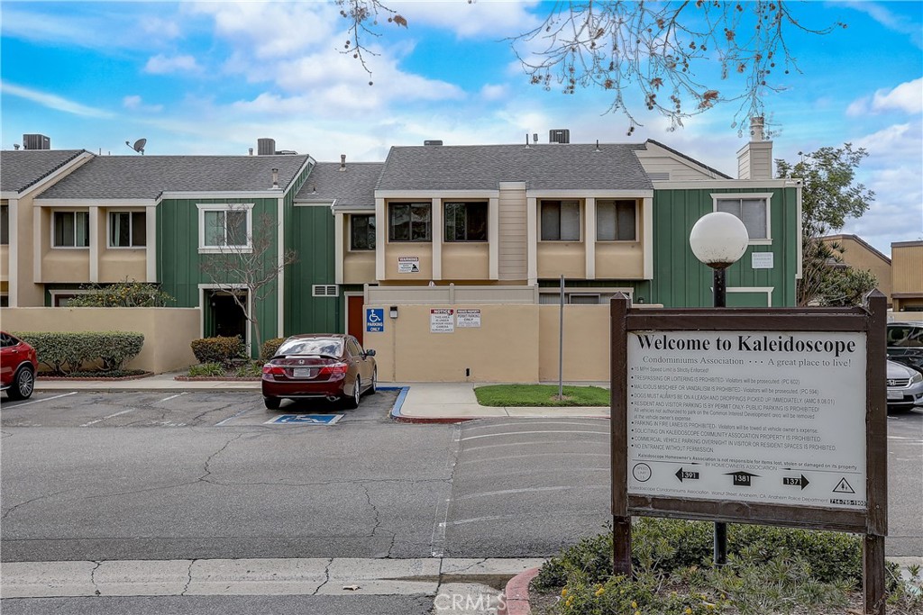 1381 S Walnut Street 2605