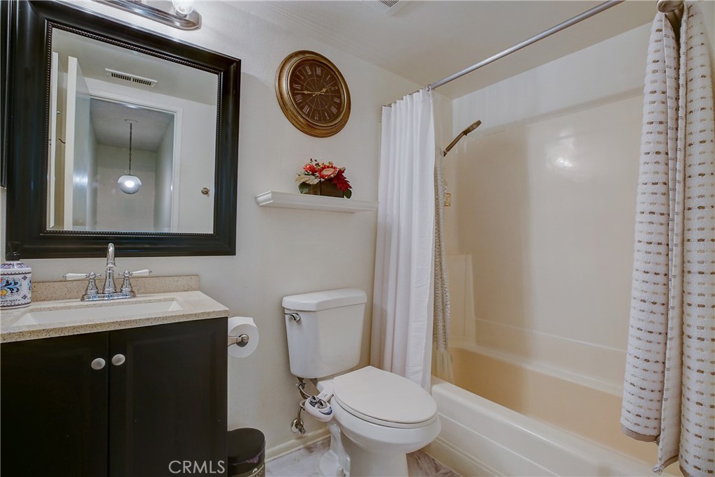 1381 S Walnut Street 2605