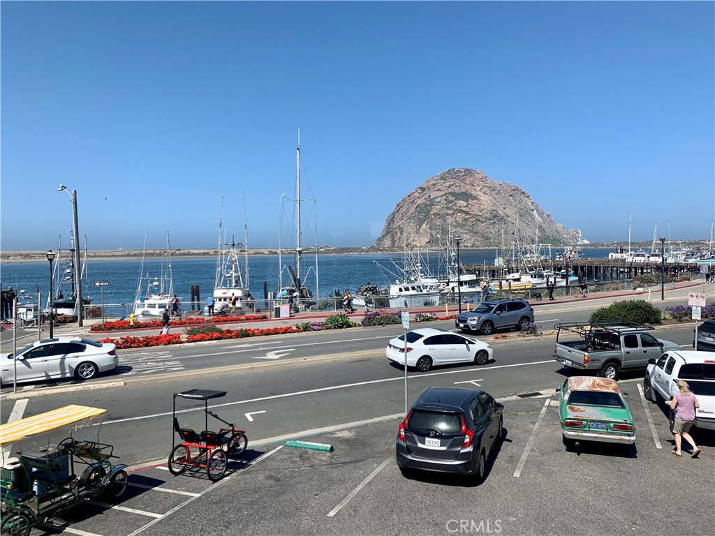 1124 -A Front Street