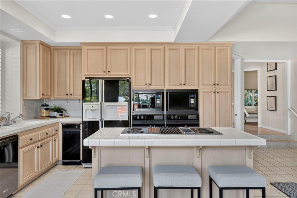 6141 Eaglecrest