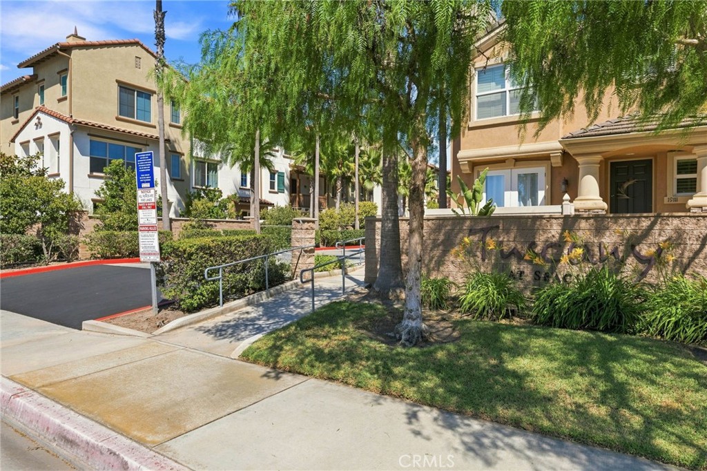 7244 Lisamarie Court