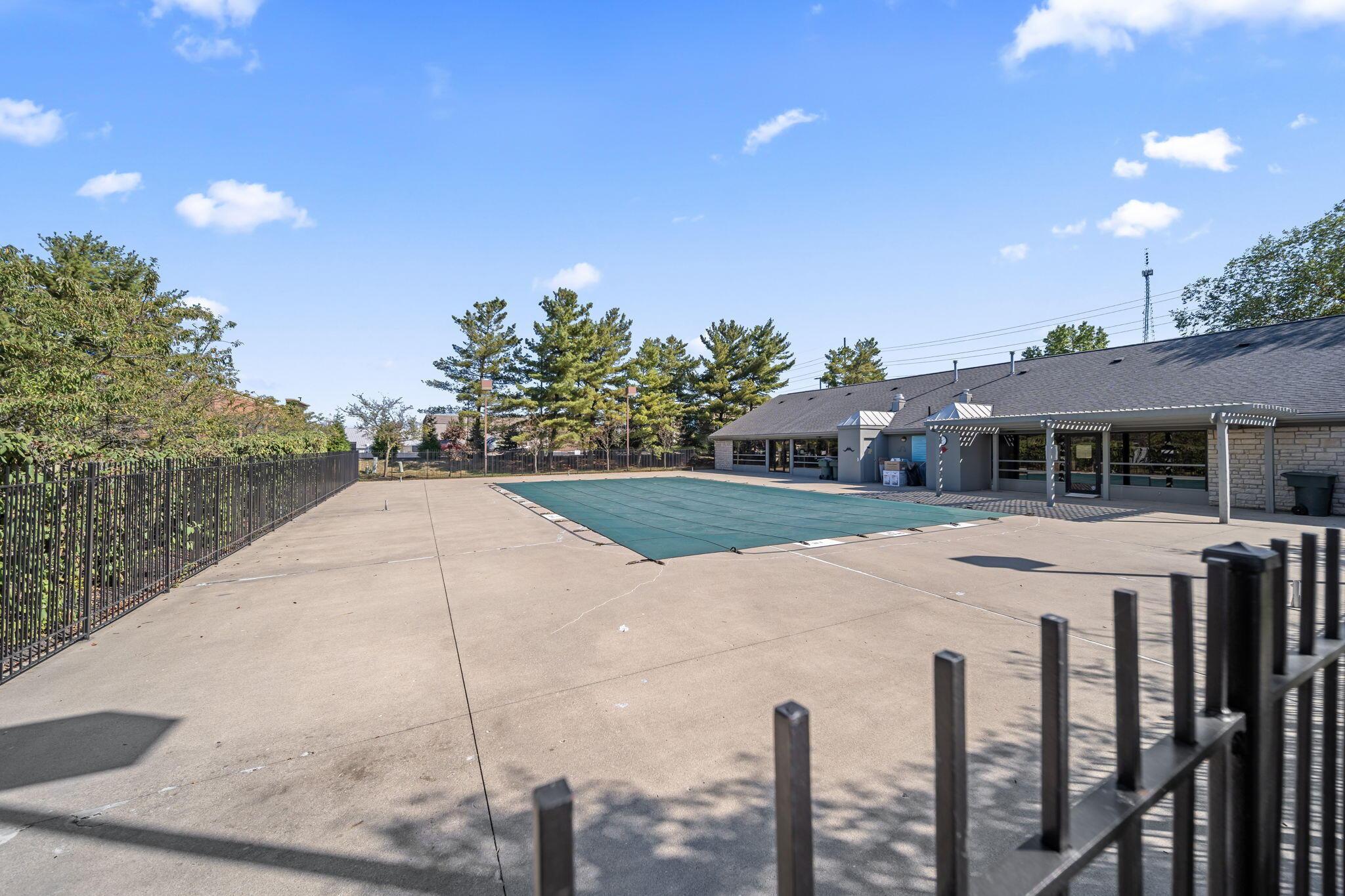 5630 Blendon Ridge Drive, 90E