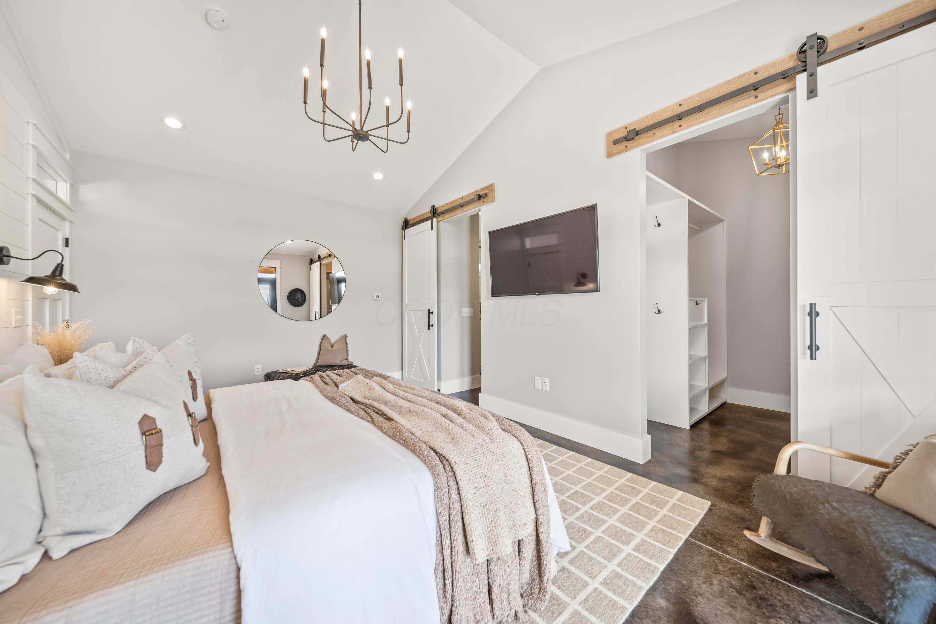 5893 Lobdell Road, Alexandria