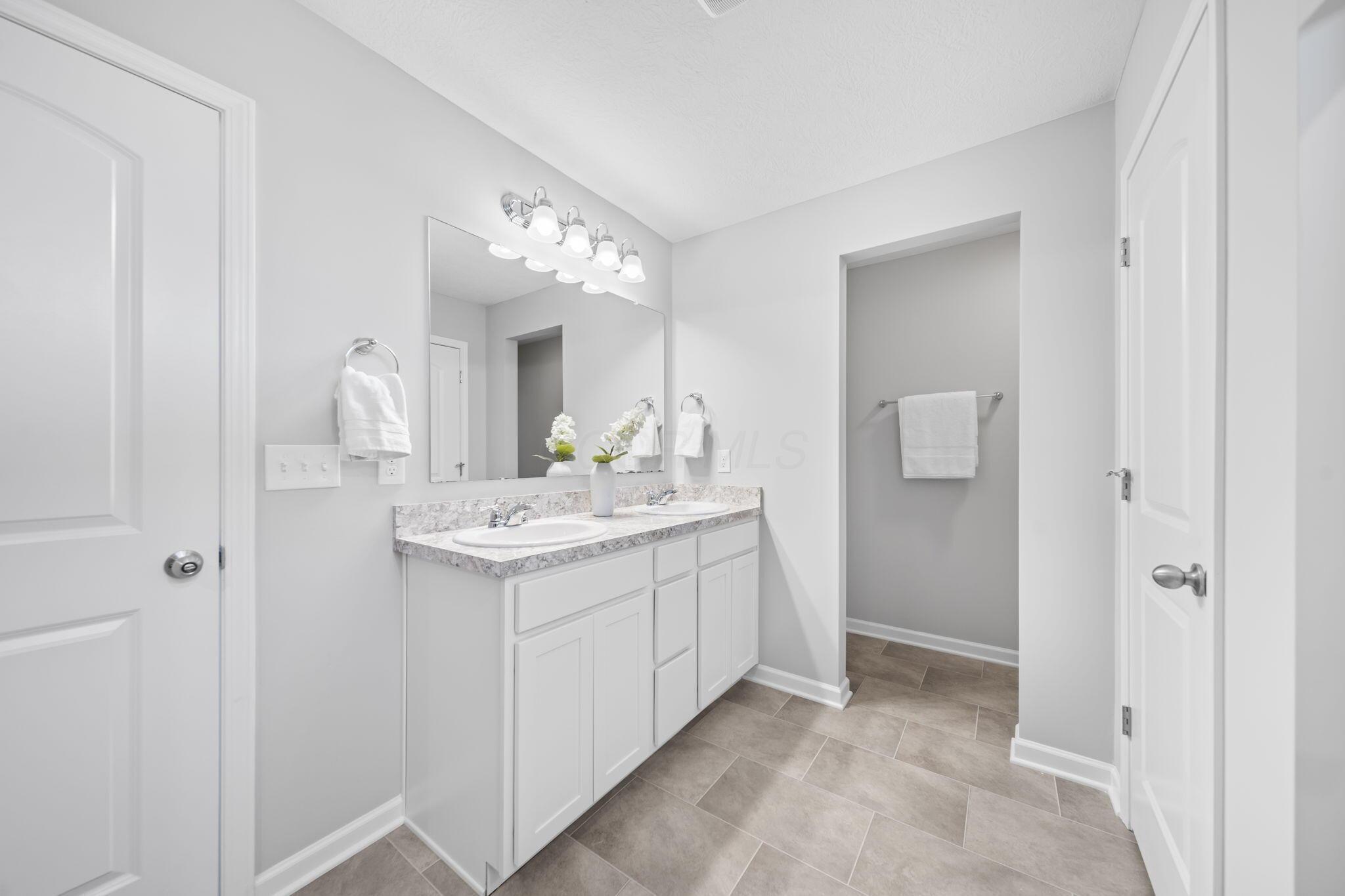 302 Honeysuckle Street