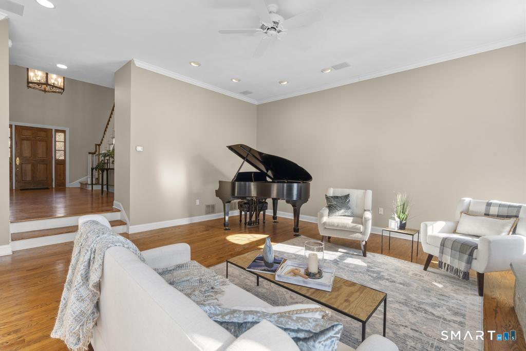 14 Cleft Rock Road