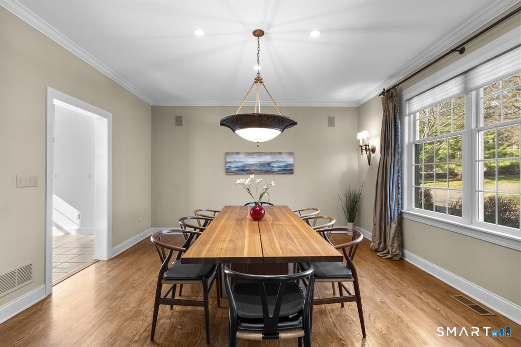 14 Cleft Rock Road