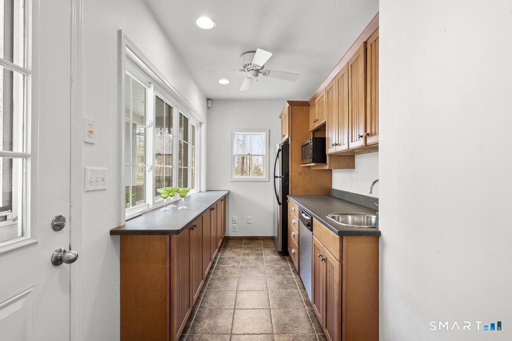 14 Cleft Rock Road
