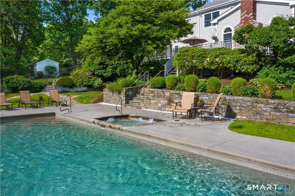 14 Cleft Rock Road