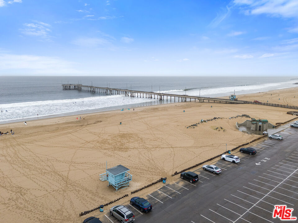 3305 Ocean Front Walk Unit: 1