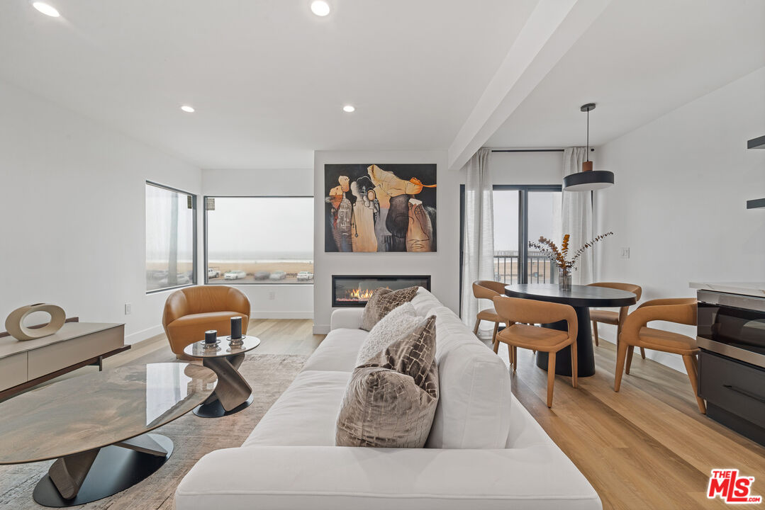 3305 Ocean Front Walk Unit: 1 & 2