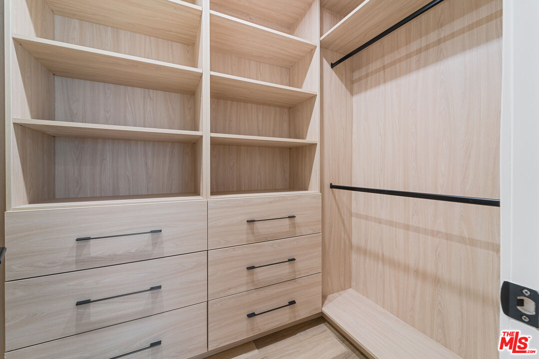 3305 Ocean Front Walk Unit: 1 & 2