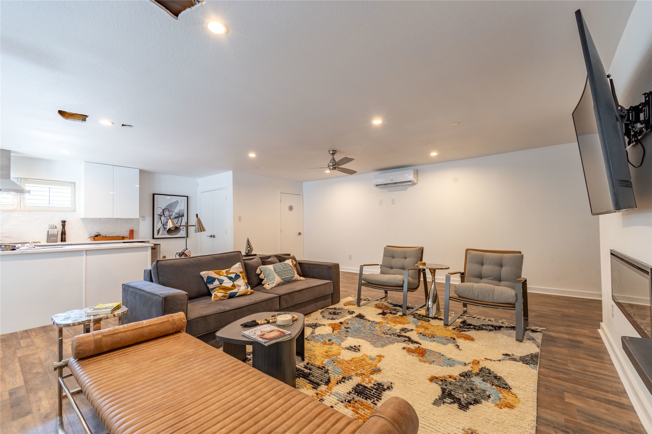 2134 Lucas Drive C