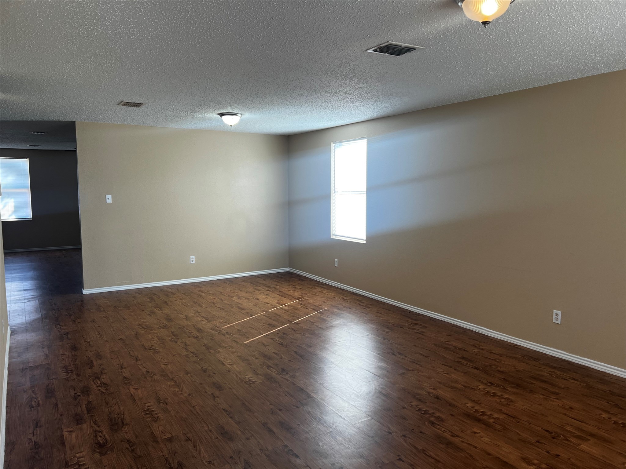 1724 Creek Bend Lane