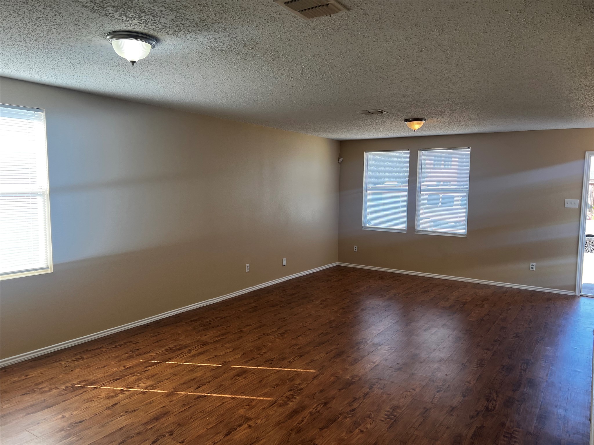 1724 Creek Bend Lane