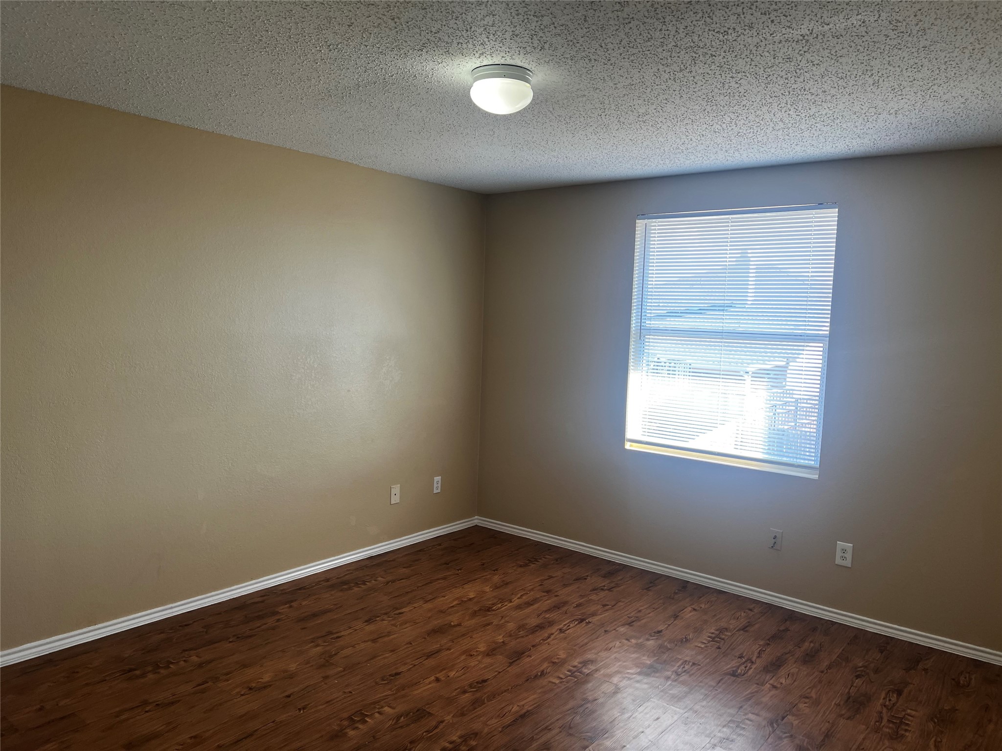 1724 Creek Bend Lane