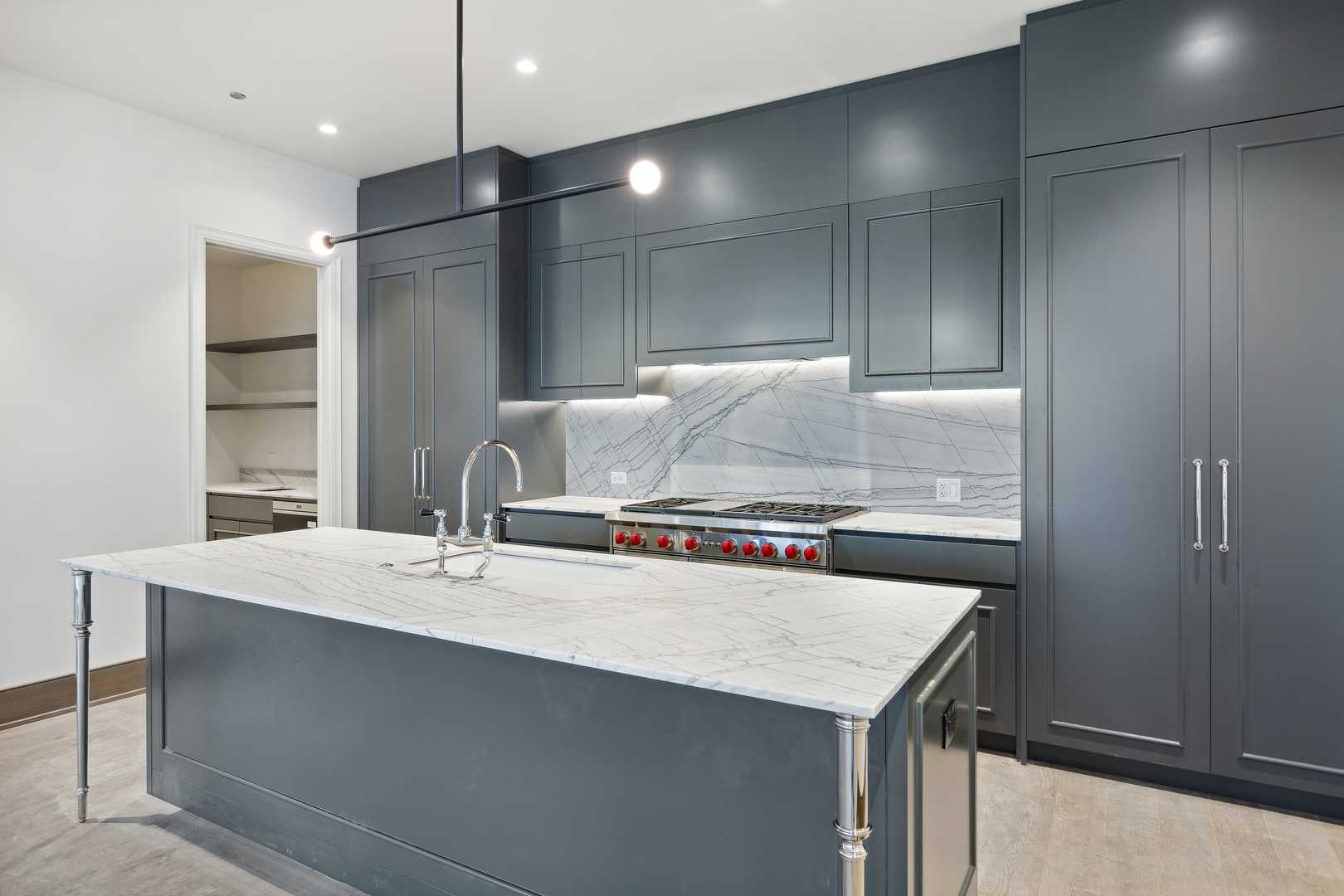 21 N May Street Unit: 304