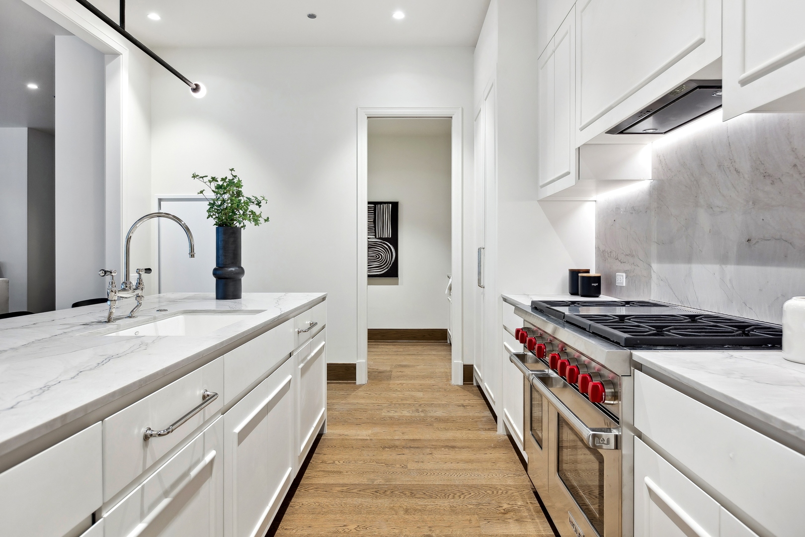 21 N May Street Unit: 304