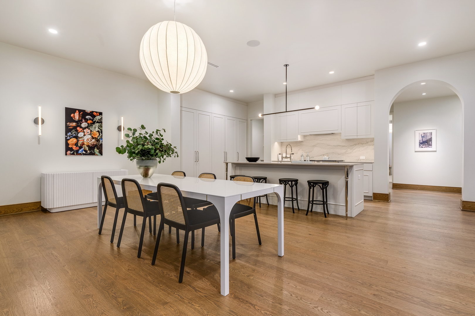 21 N May Street Unit: 1202