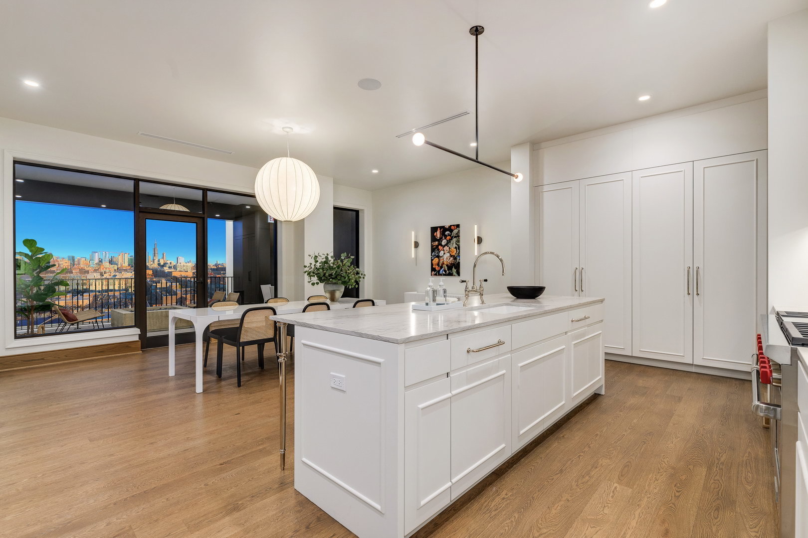 21 N May Street Unit: 1202