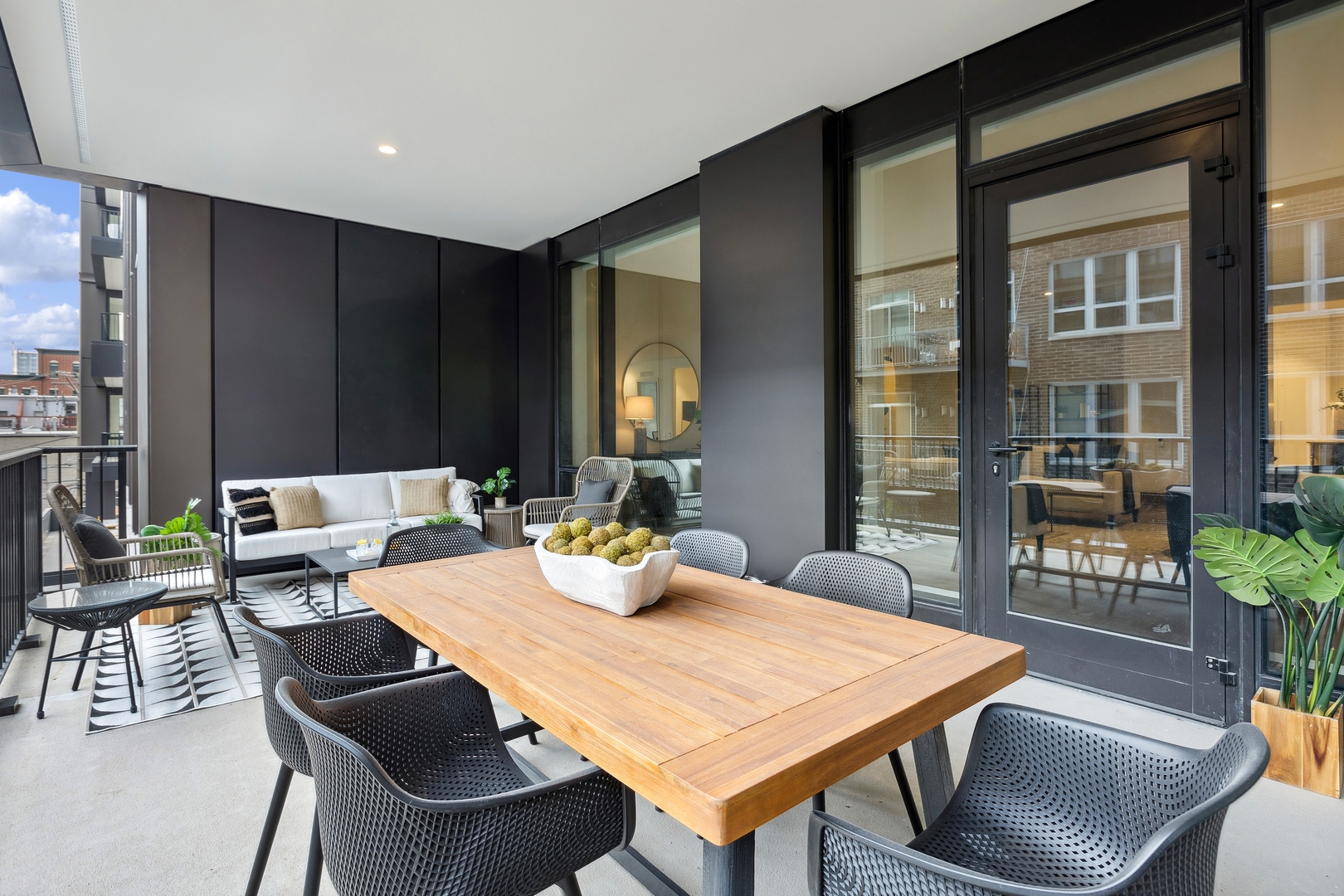 21 N May Street Unit: 302