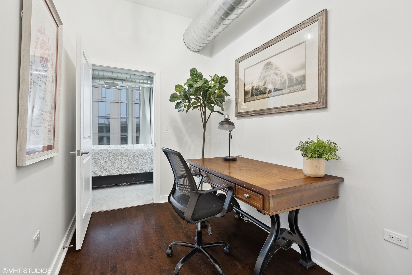 901 W MADISON Street Unit: 1011