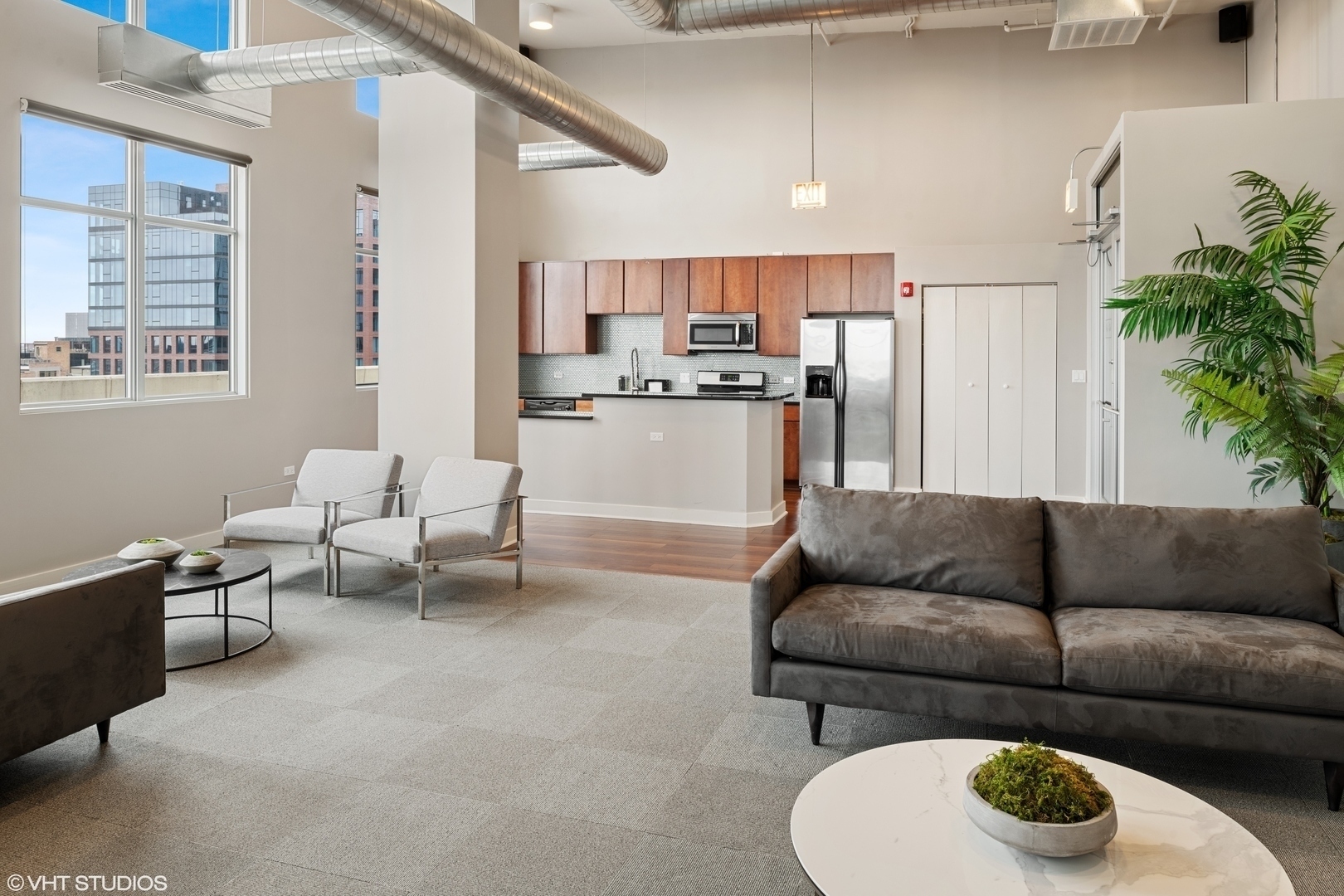 901 W MADISON Street Unit: 1011