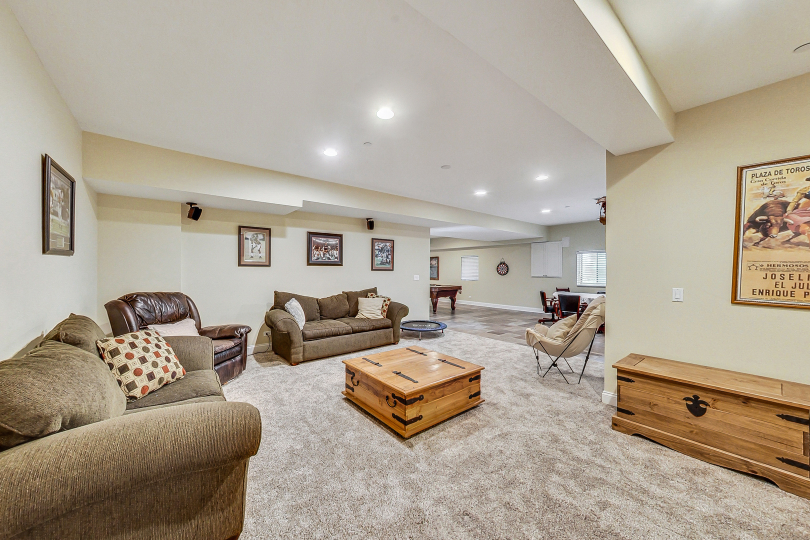 2001 Glenview Avenue