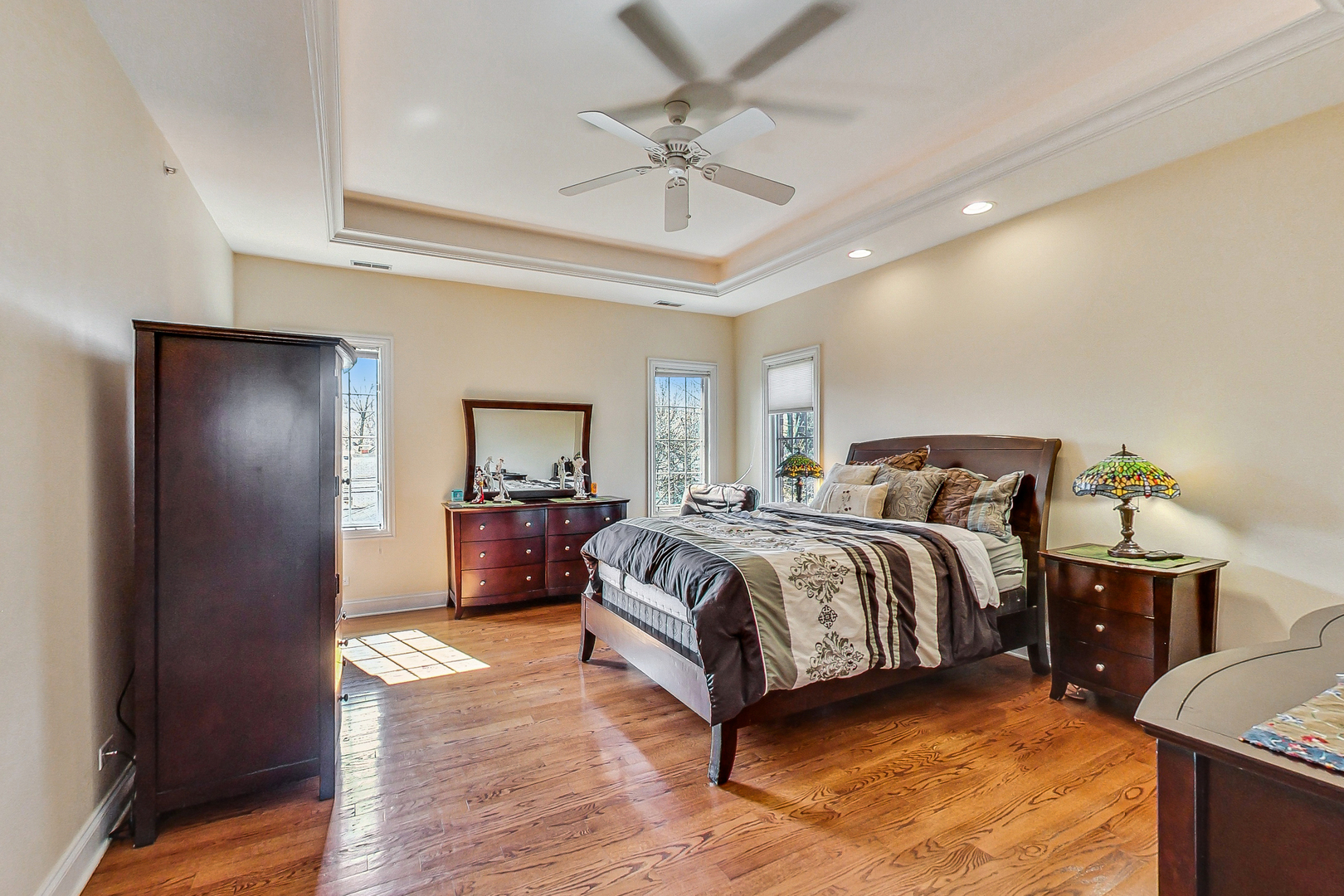 2001 Glenview Avenue