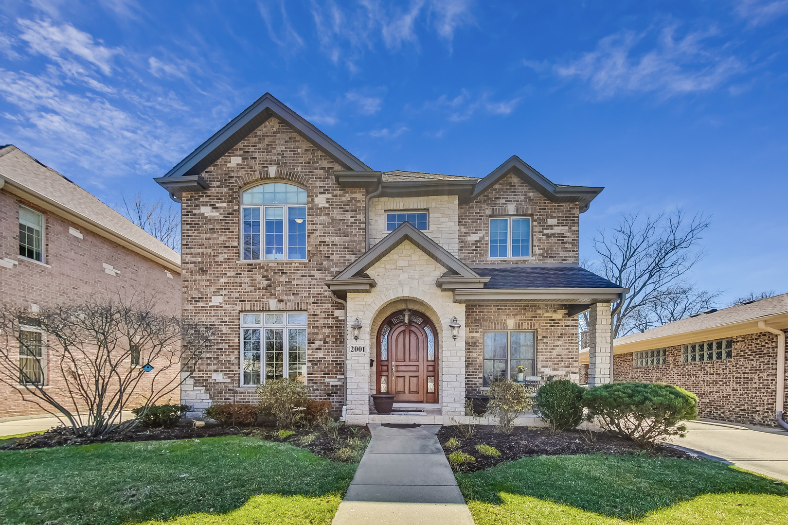 2001 Glenview Avenue