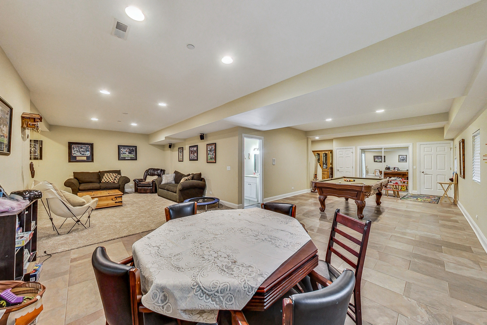 2001 Glenview Avenue