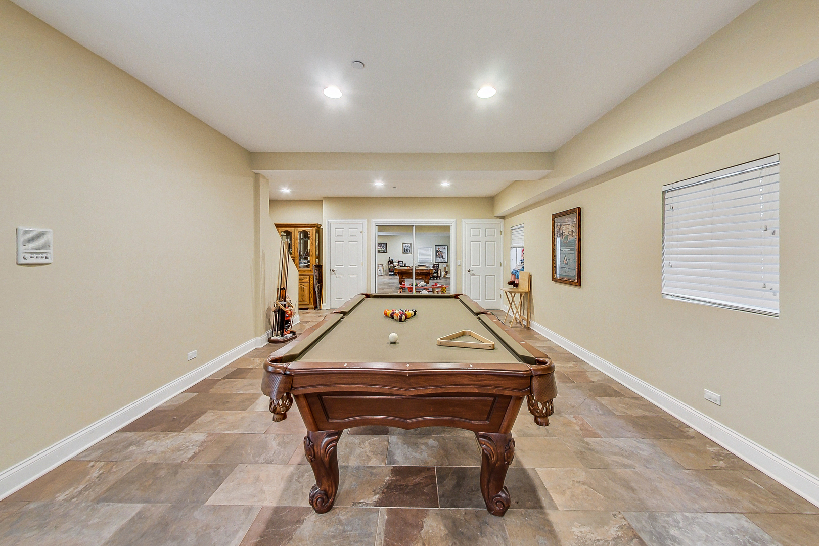 2001 Glenview Avenue