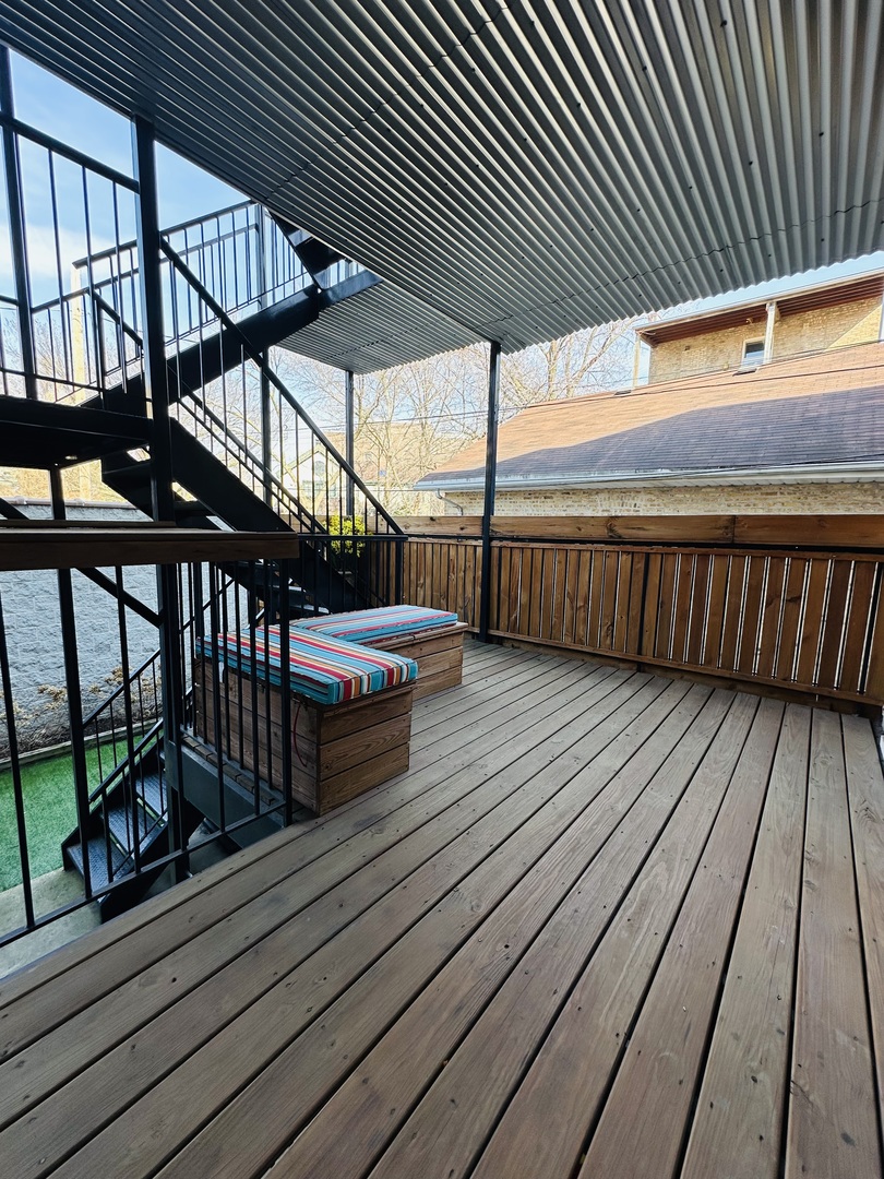 1910 W Potomac Avenue Unit: 1