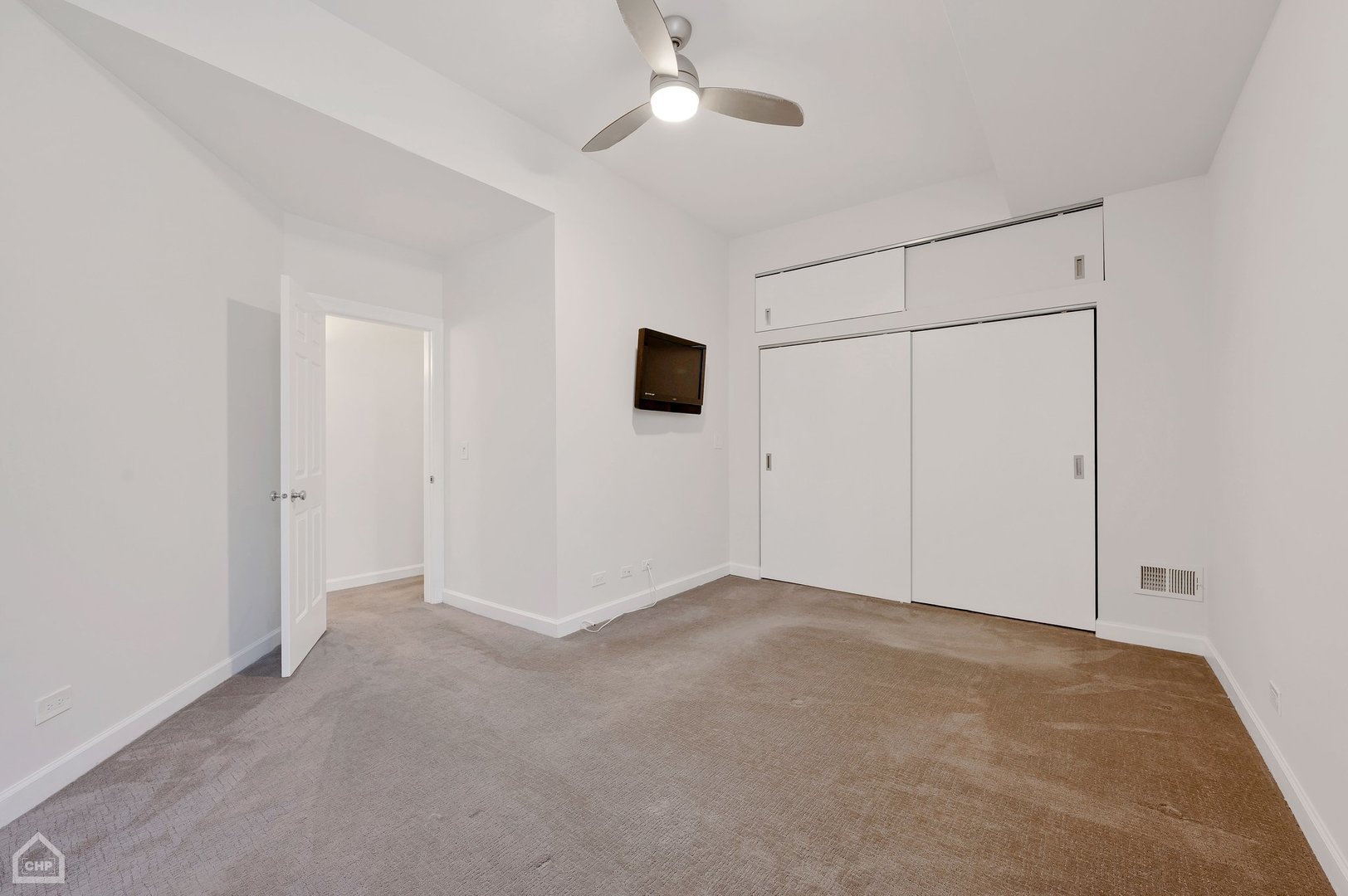 1910 W Potomac Avenue Unit: 1