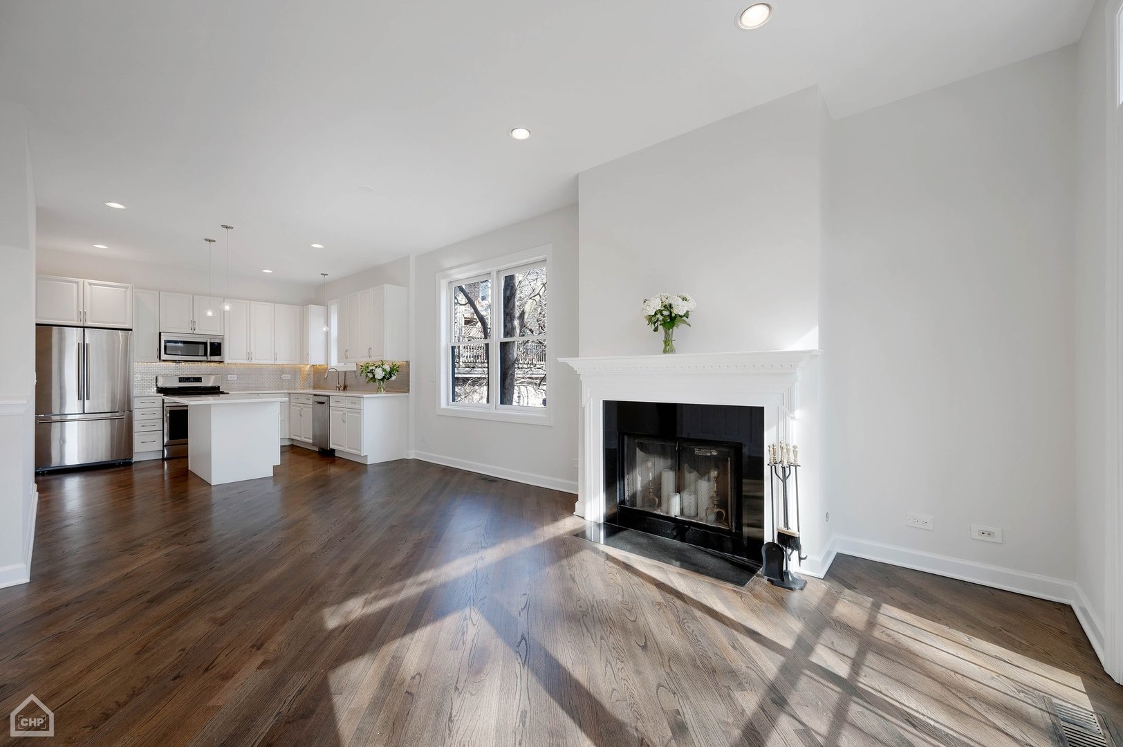 1910 W Potomac Avenue Unit: 1