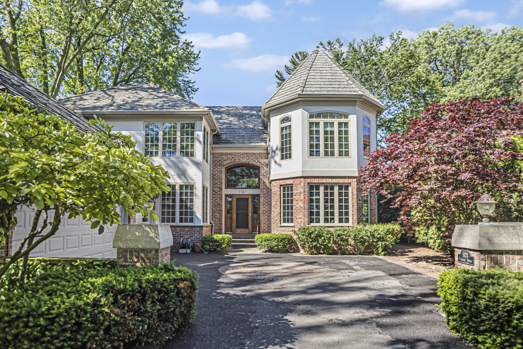 1121 Michigan Avenue