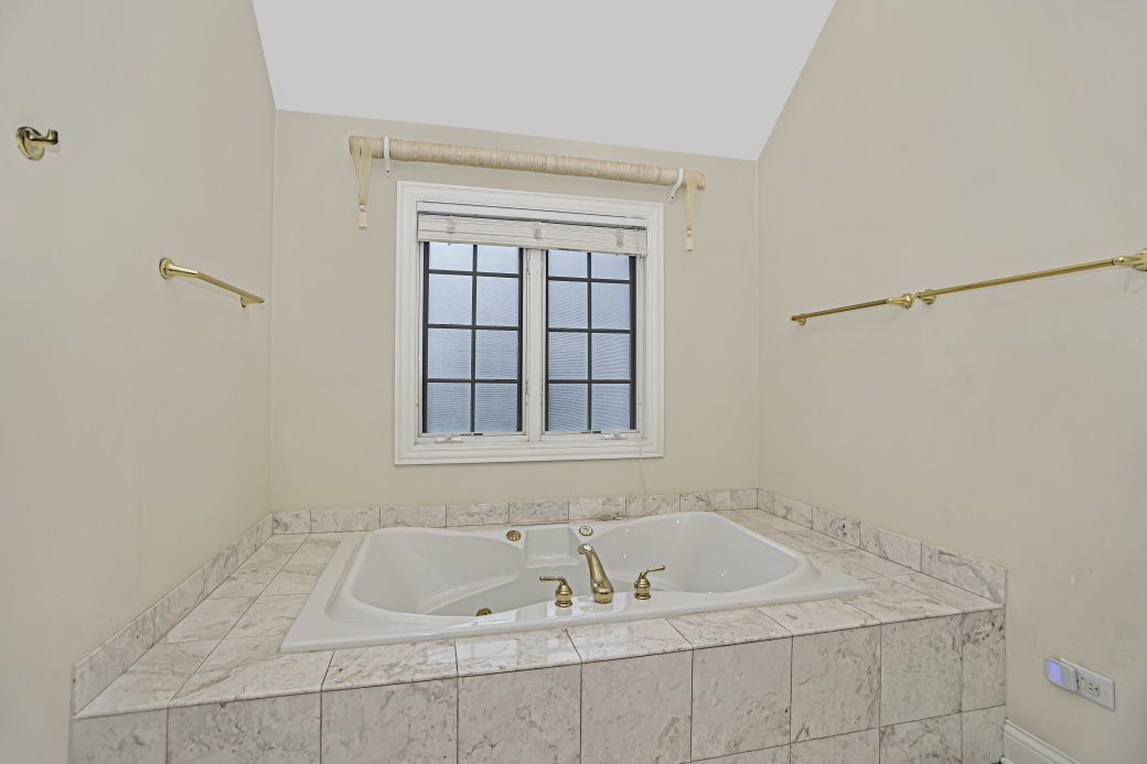 1121 Michigan Avenue