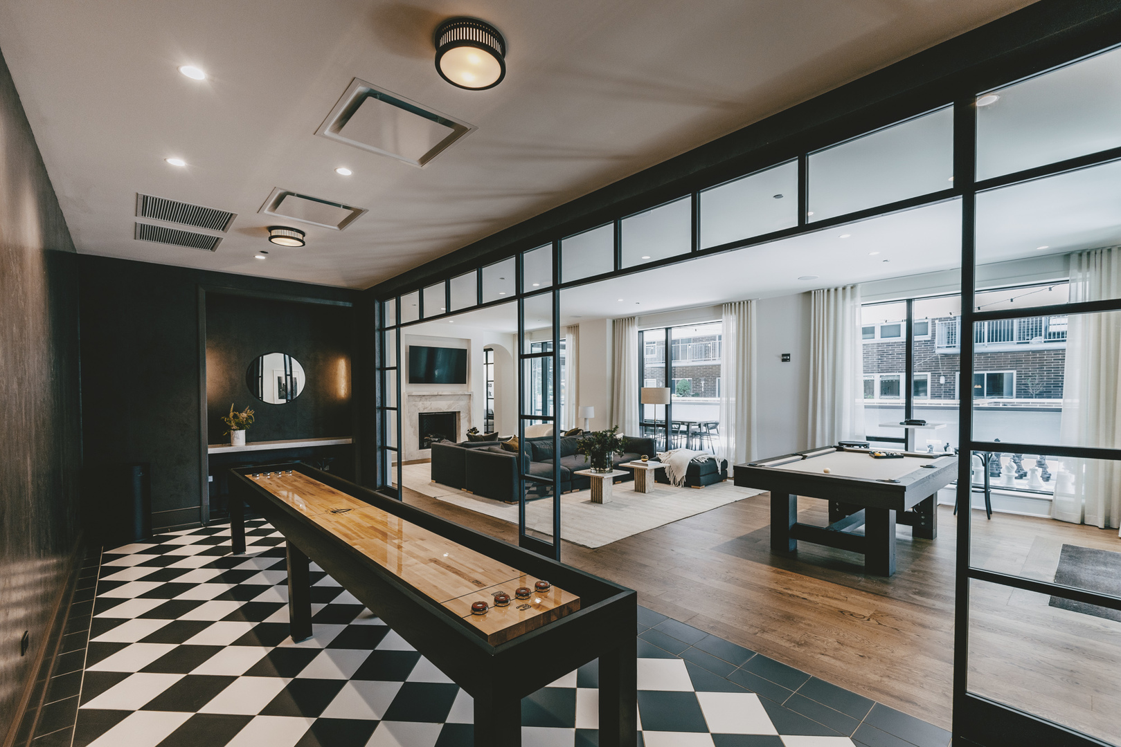 21 N May Street Unit: 601