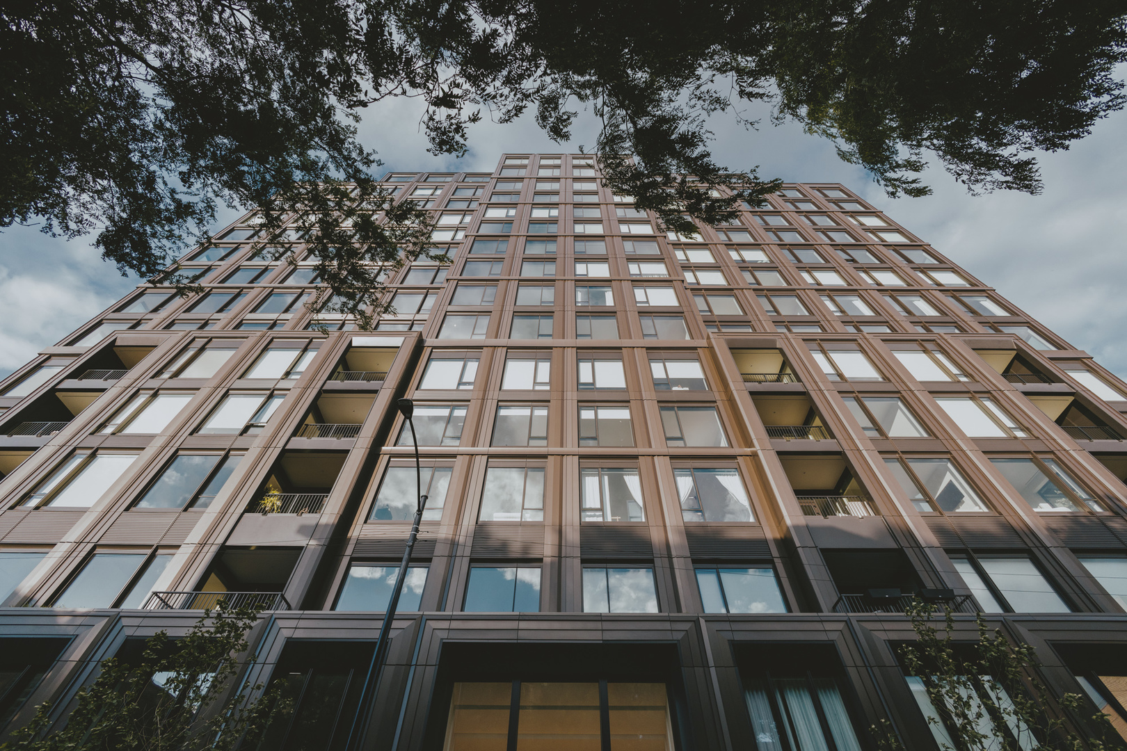 21 N May Street Unit: 1502