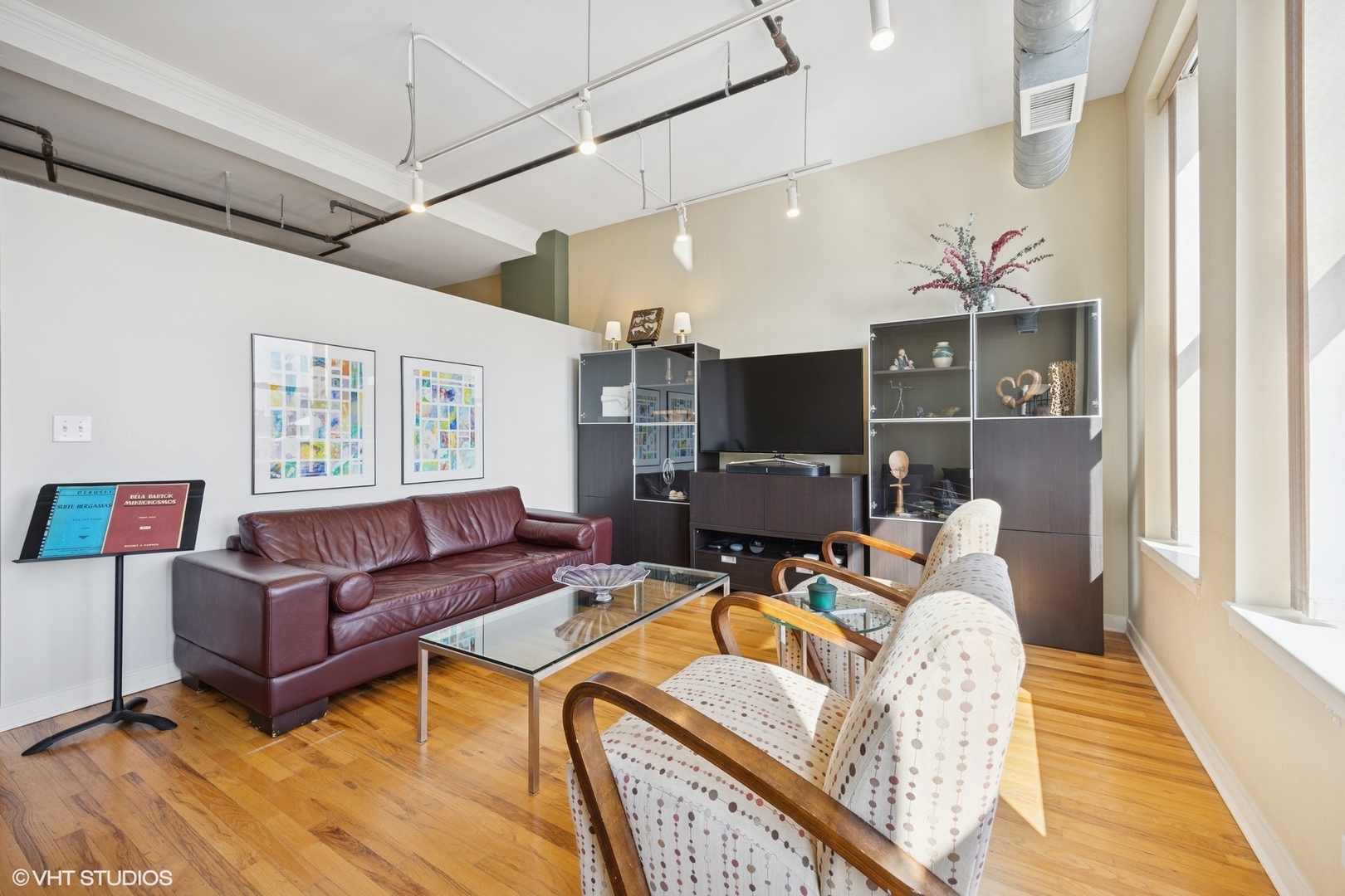 4715 N RACINE Avenue Unit: 405