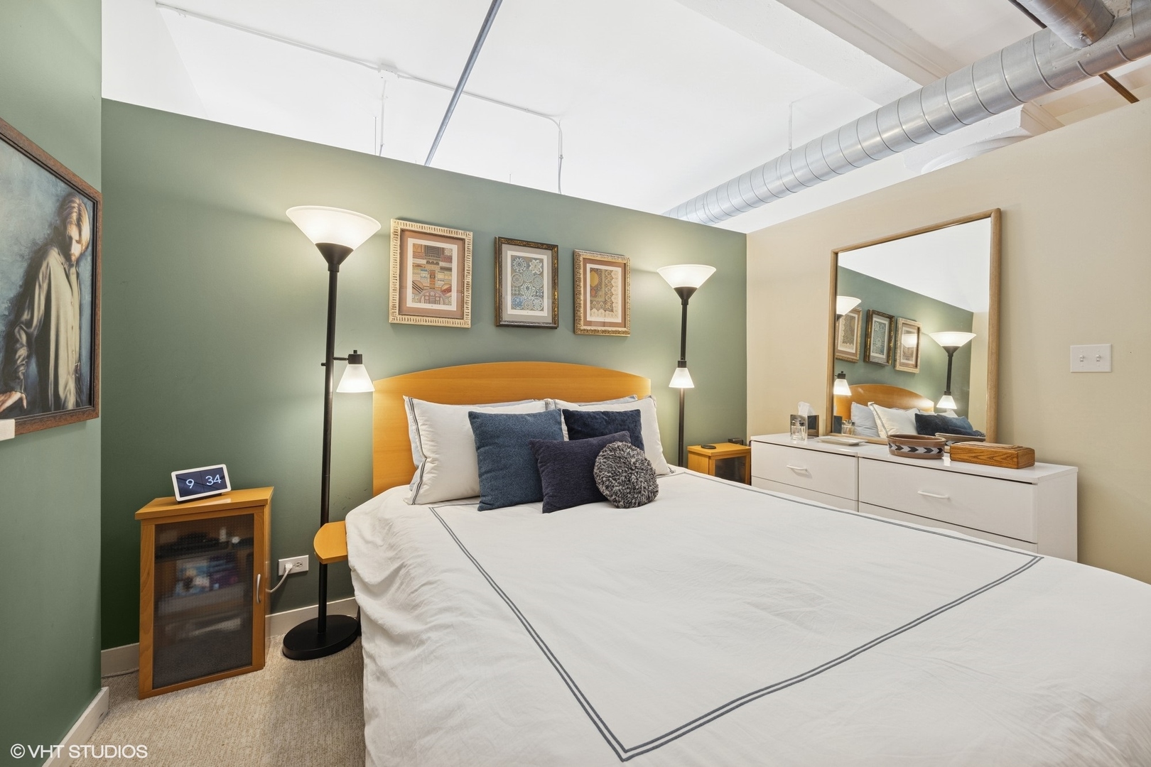 4715 N RACINE Avenue Unit: 405