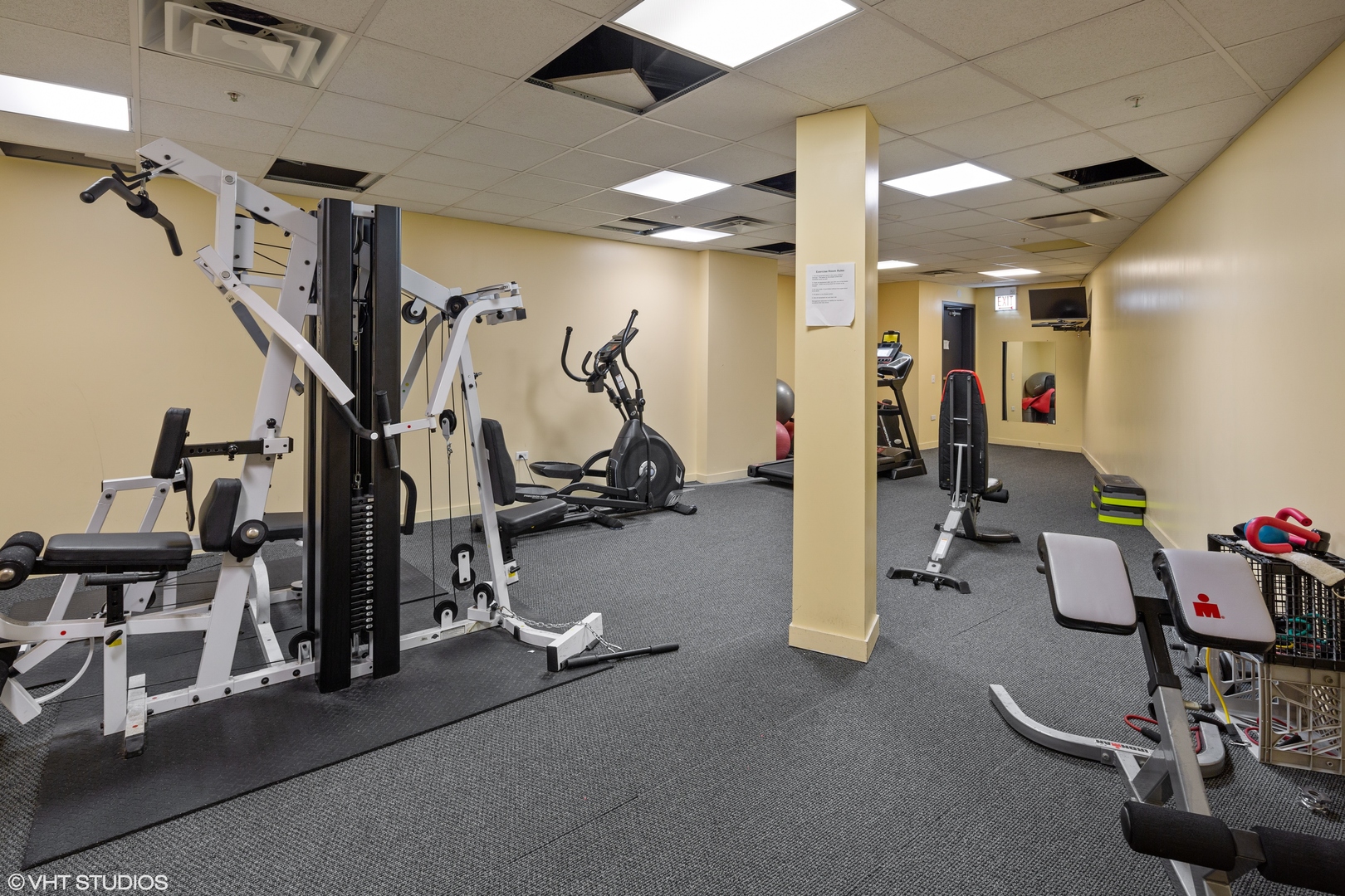 4715 N RACINE Avenue Unit: 405