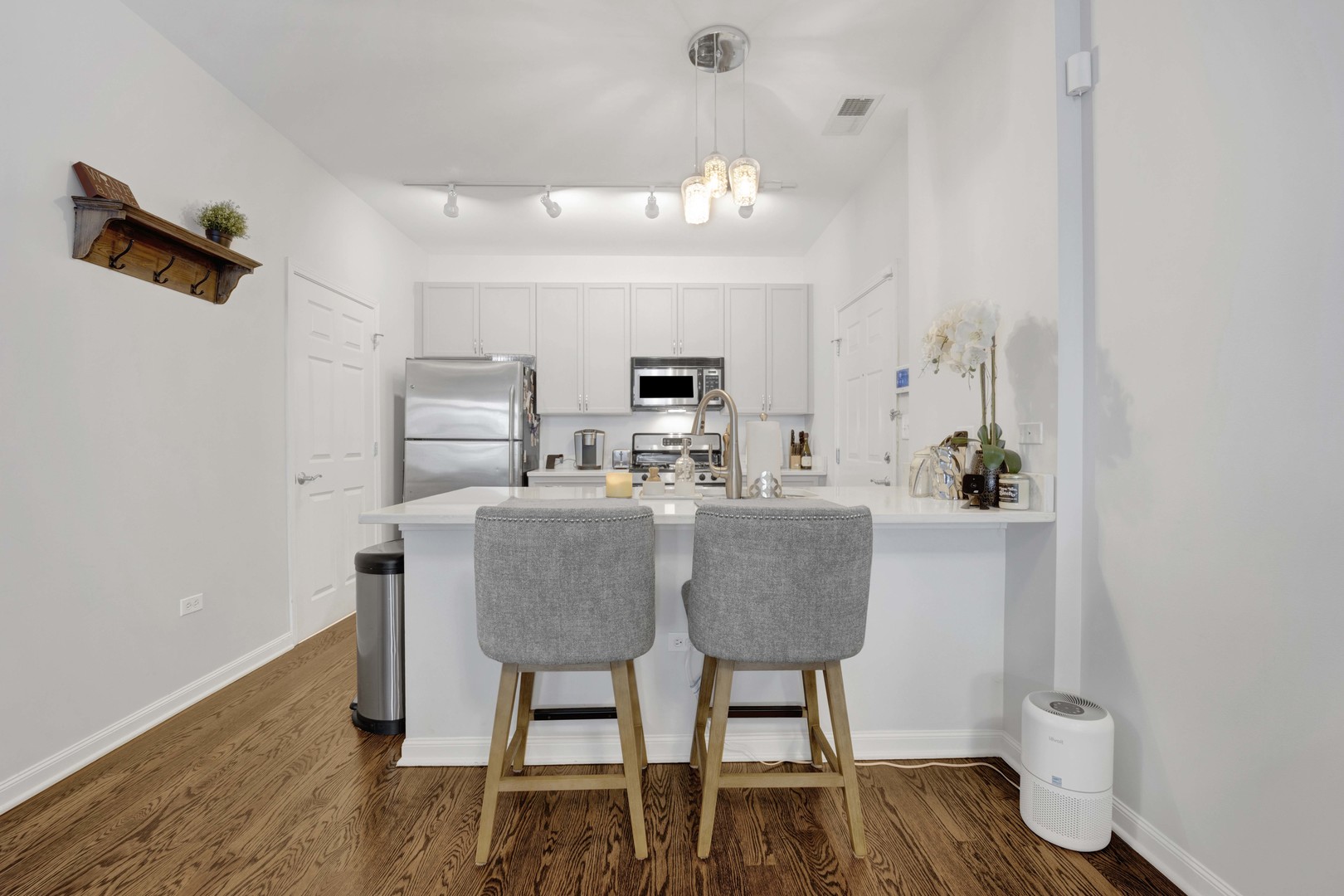 1431 S Halsted Street Unit: 1A