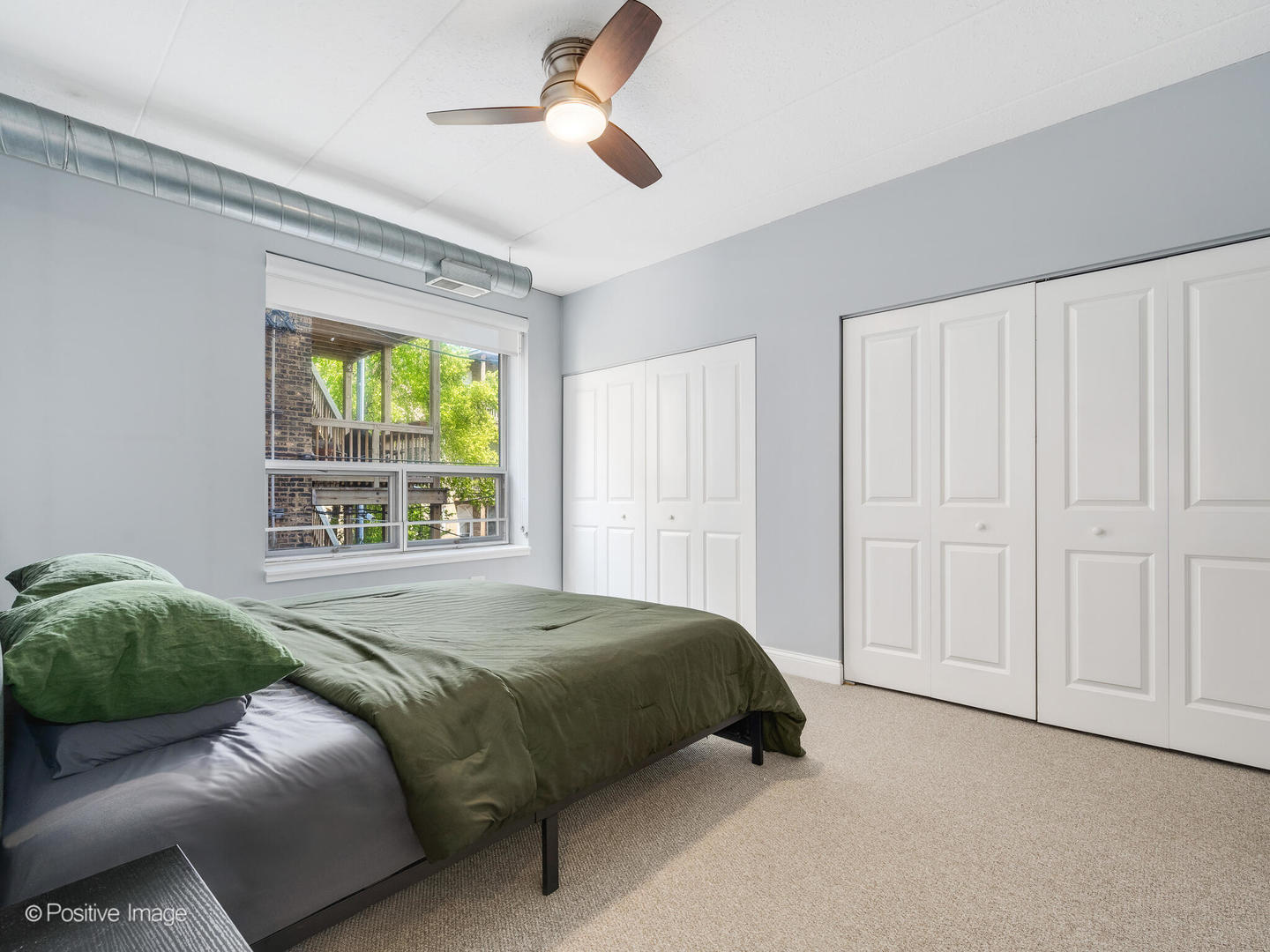 1100 W Montrose Avenue Unit: 207