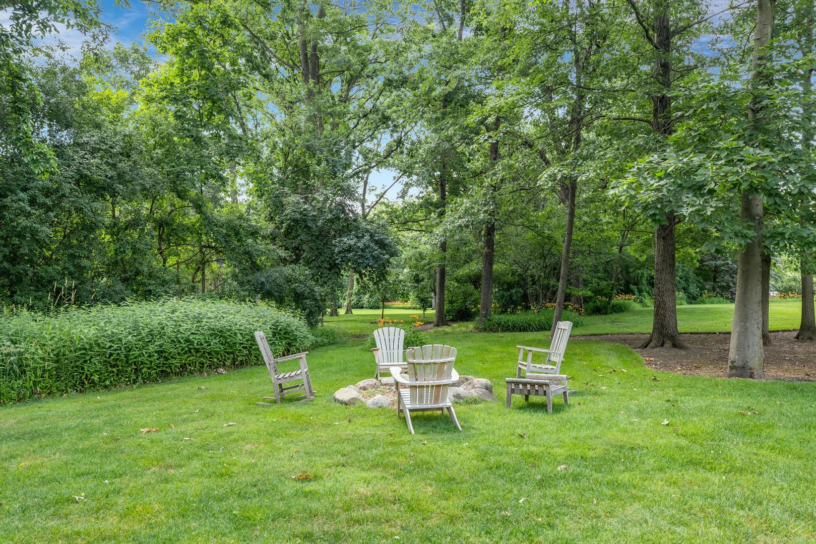 1696 N Waukegan Road