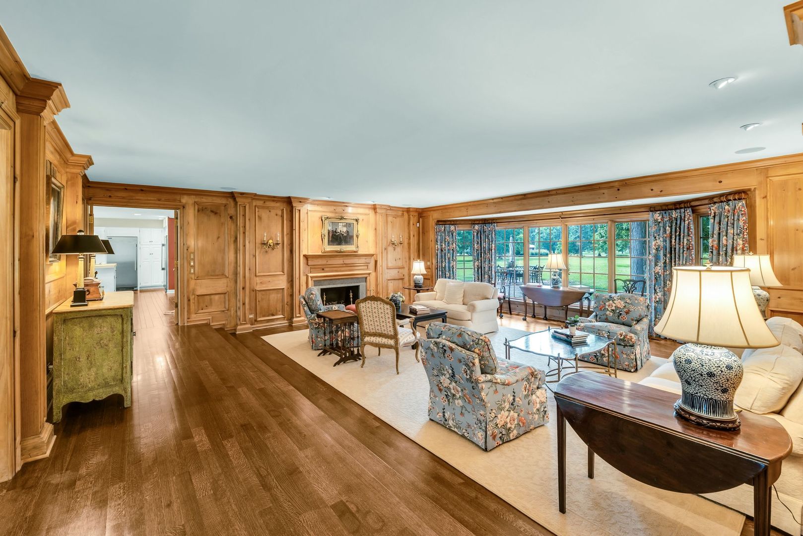 1696 N Waukegan Road