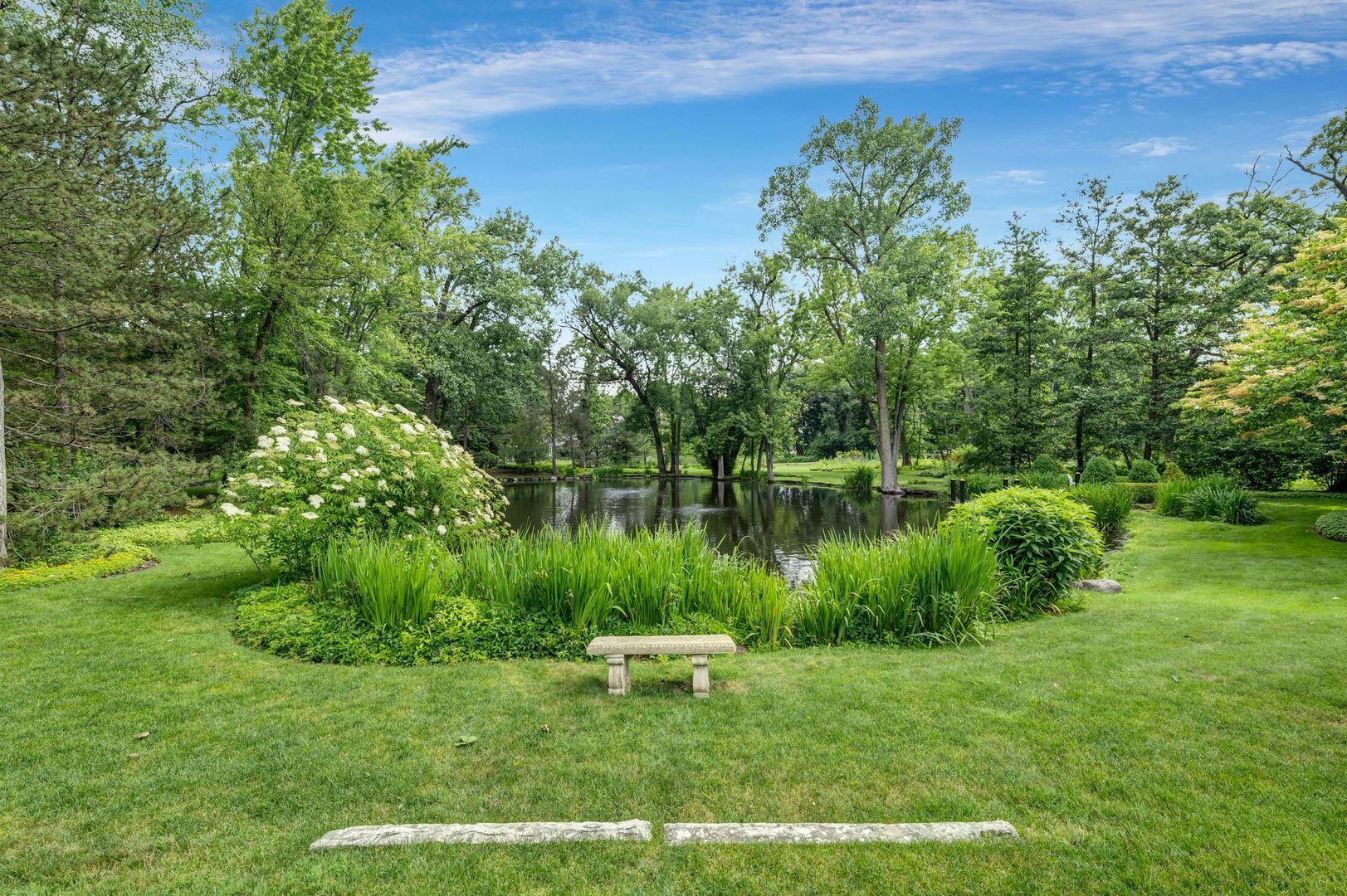 1696 N Waukegan Road