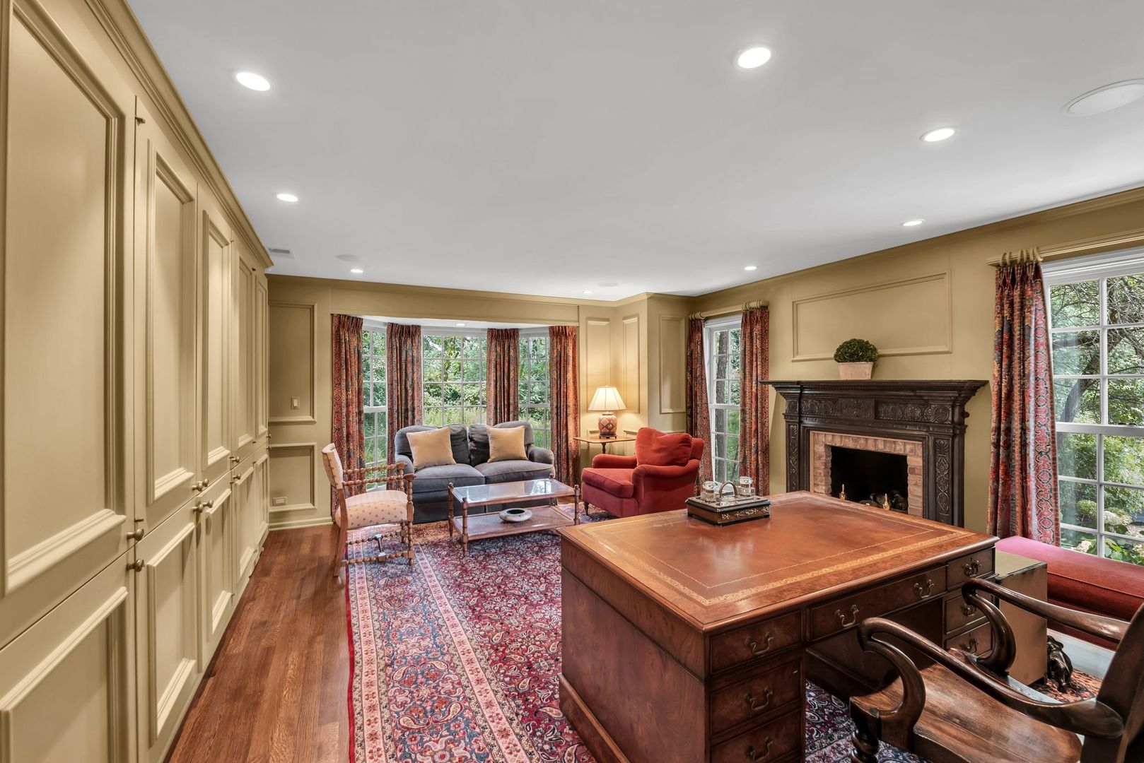 1696 N Waukegan Road