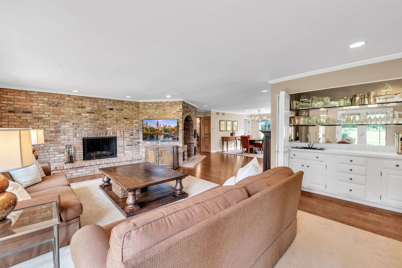 1696 N Waukegan Road